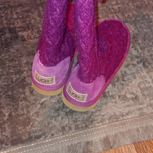 UGG Australia- Classic Cardy Women's 5 Knit Sweater Pink Woven Button Boots 5819 - Picture 5 of 9